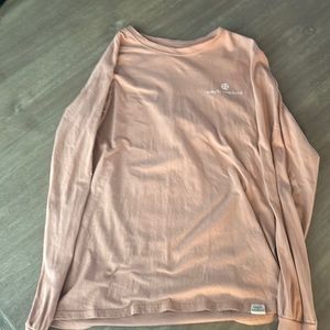 This shirt has only been wore once!